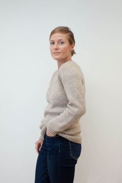 Load image into Gallery viewer, Ladies Classic Raglan Pullover