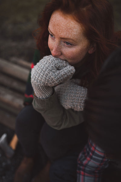 Load image into Gallery viewer, Woodstack Mittens